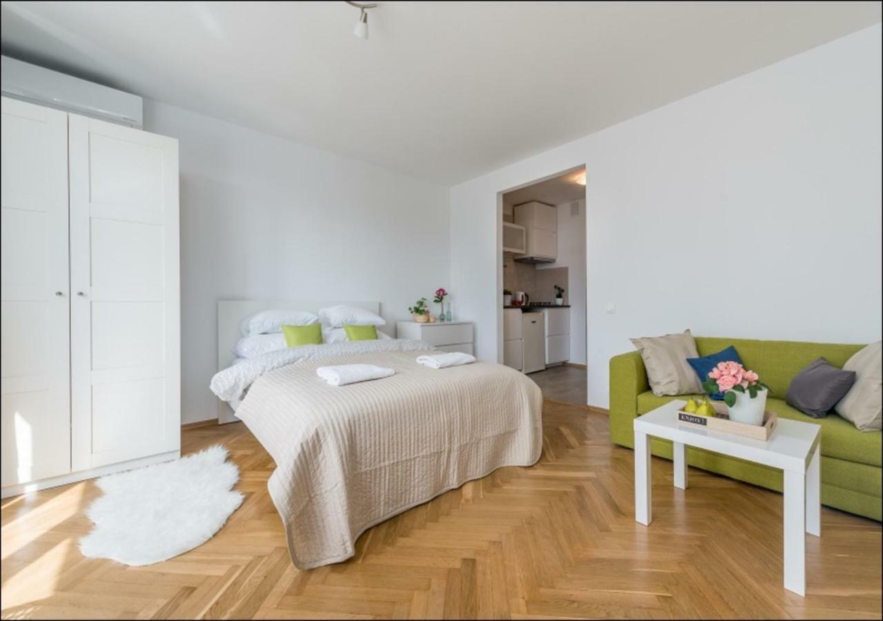 P&O Apartments Dworzec Centralny 바르샤바 외부 사진